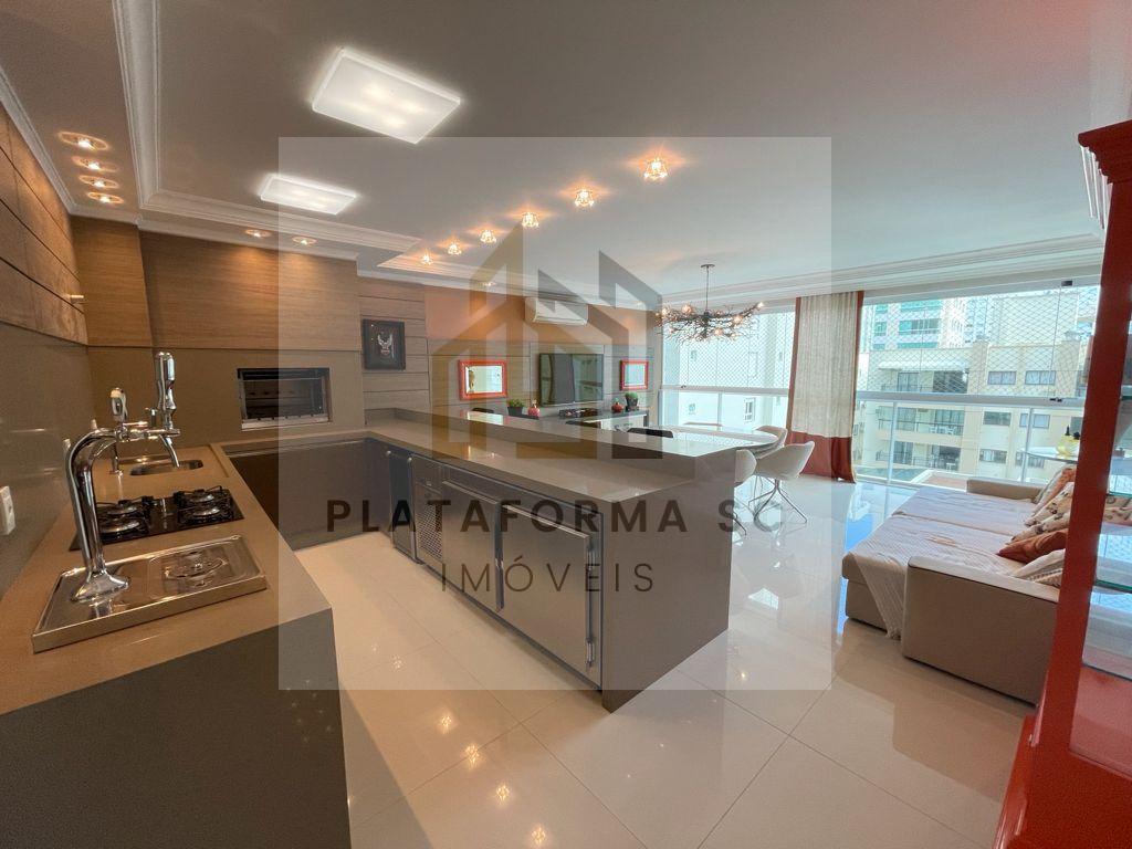 Apartamento à venda com 4 quartos, 270m² - Foto 13