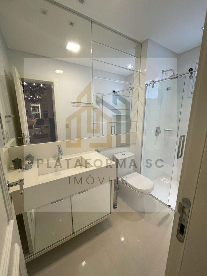 Apartamento à venda com 4 quartos, 270m² - Foto 32