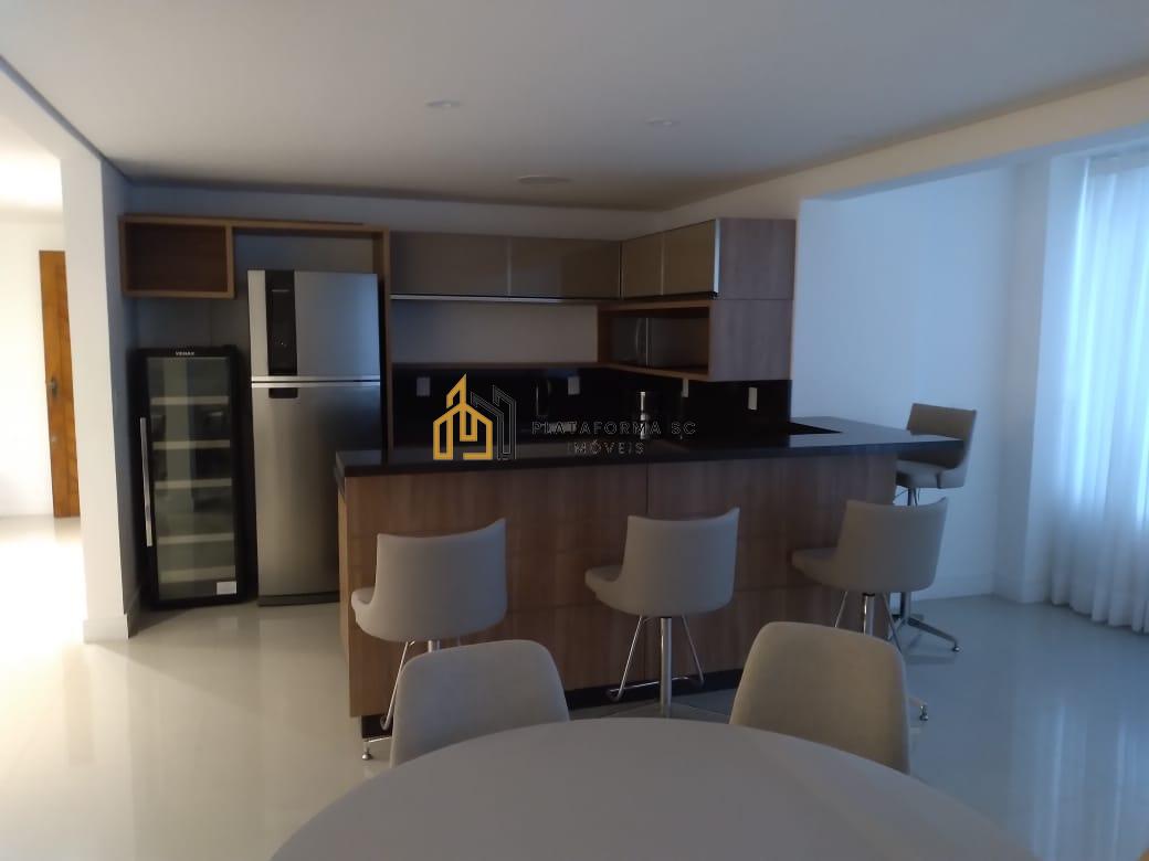 Apartamento à venda com 3 quartos, 131m² - Foto 9