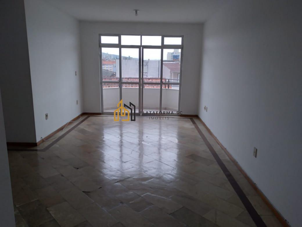 Apartamento à venda com 3 quartos, 131m² - Foto 30