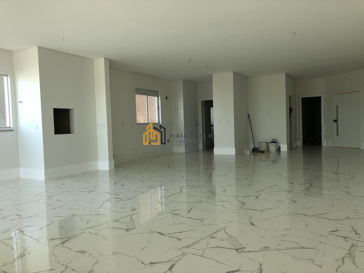 Apartamento à venda com 4 quartos, 240m² - Foto 7