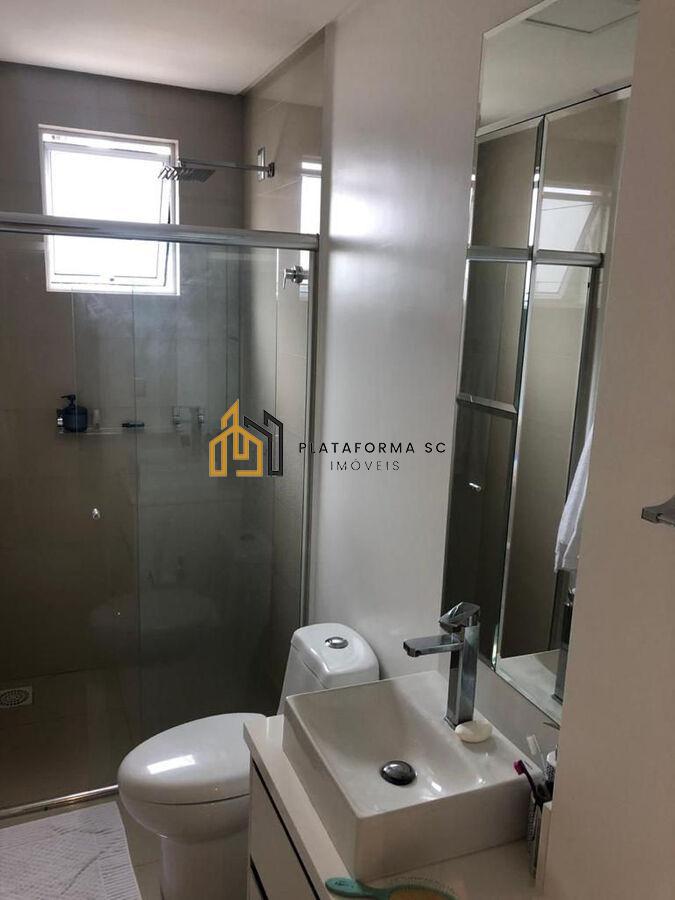 Apartamento à venda com 4 quartos, 149m² - Foto 2