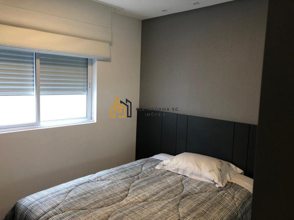 Apartamento à venda com 4 quartos, 149m² - Foto 18