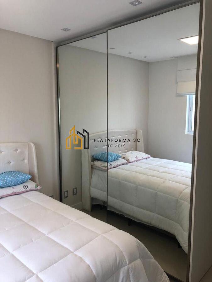 Apartamento à venda com 4 quartos, 149m² - Foto 27