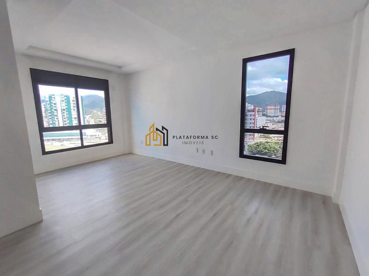 Apartamento à venda com 4 quartos, 197m² - Foto 24