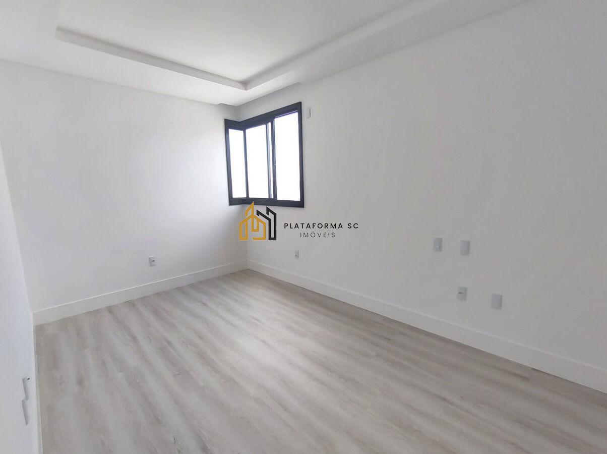 Apartamento à venda com 4 quartos, 197m² - Foto 29