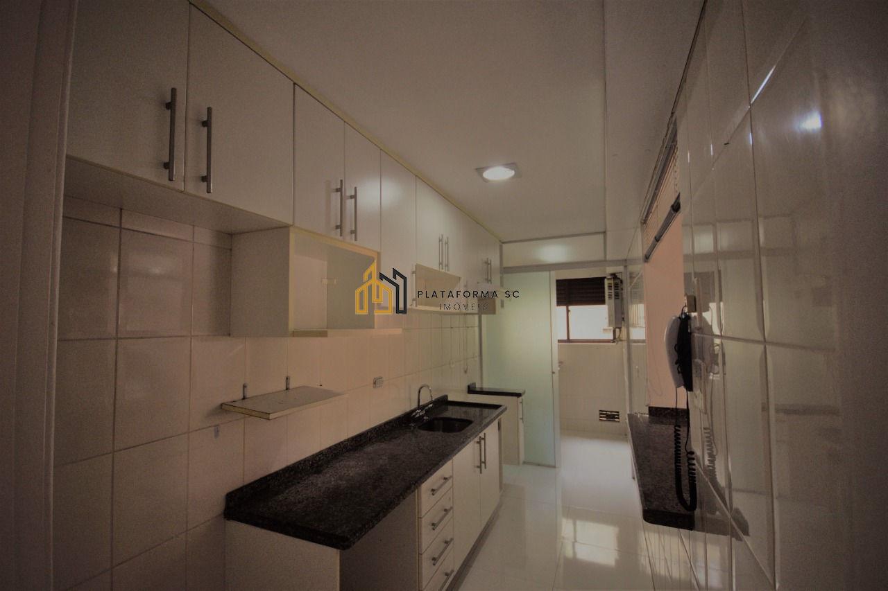 Apartamento à venda com 3 quartos, 117m² - Foto 17