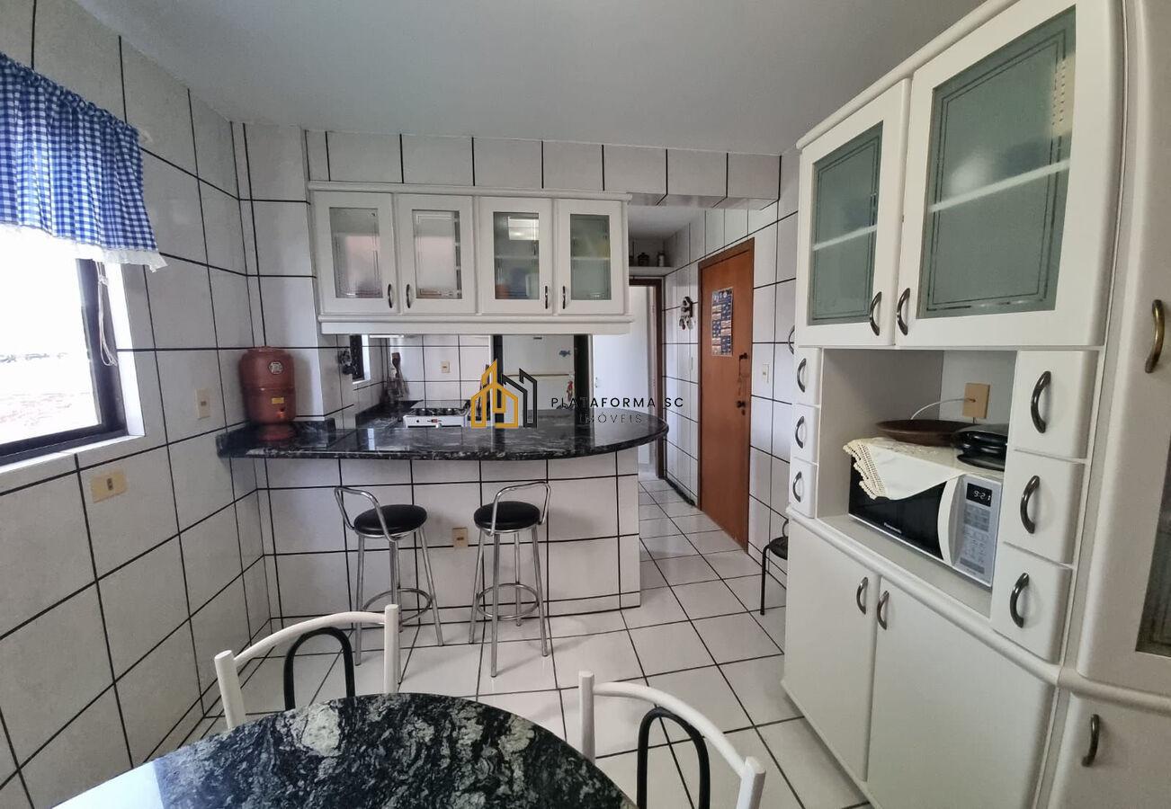 Apartamento à venda com 3 quartos, 125m² - Foto 4