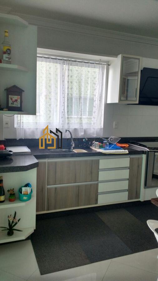 Apartamento à venda com 3 quartos, 135m² - Foto 12