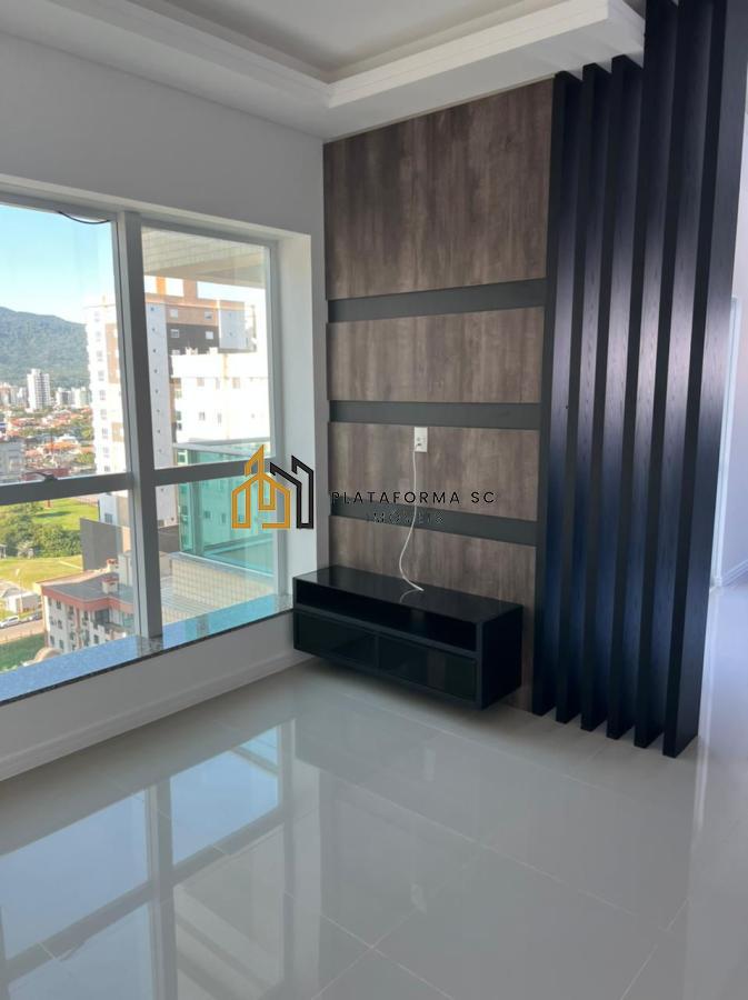 Apartamento à venda com 4 quartos, 181m² - Foto 8