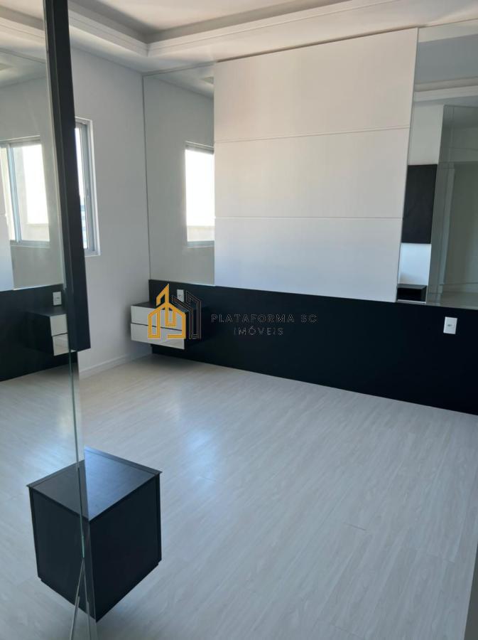 Apartamento à venda com 4 quartos, 181m² - Foto 22