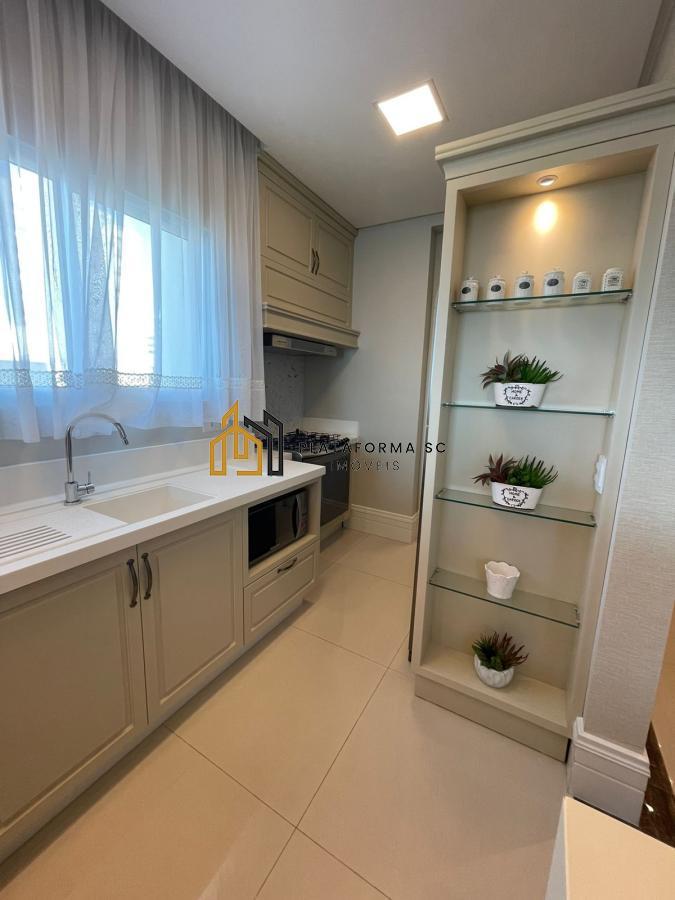 Apartamento à venda com 4 quartos, 157m² - Foto 11