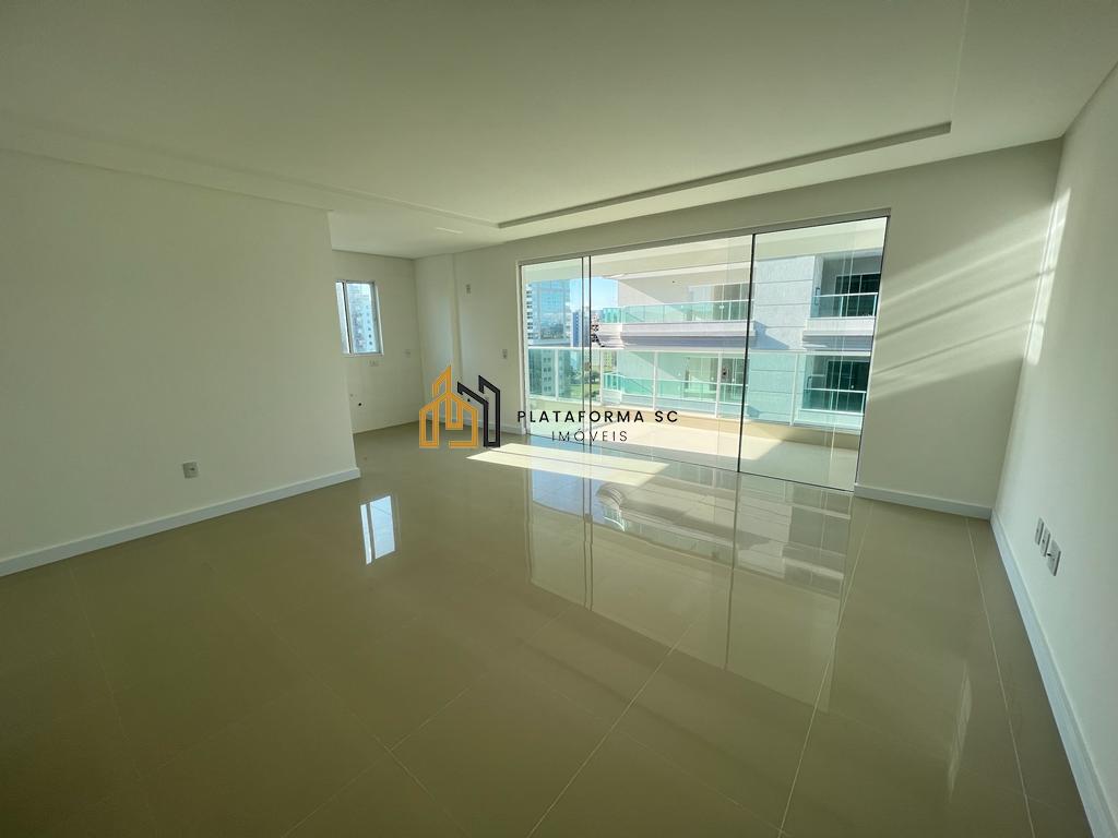 Apartamento à venda com 4 quartos, 145m² - Foto 18