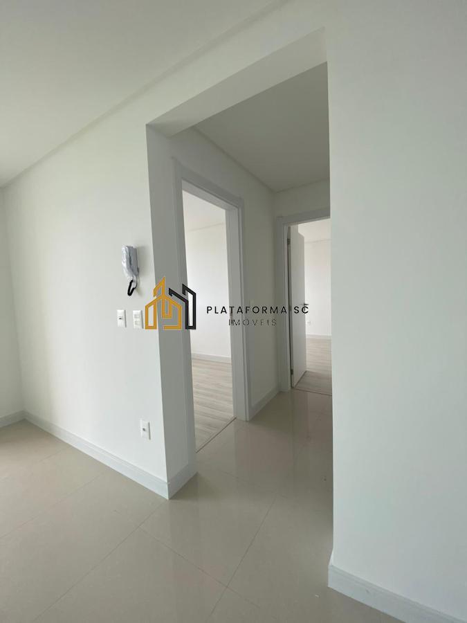 Apartamento à venda com 2 quartos, 60m² - Foto 11