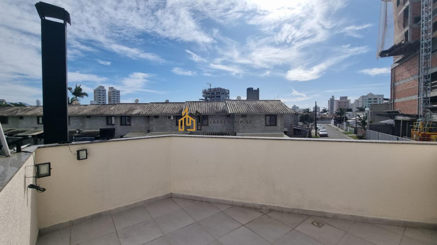 Sobrado à venda com 2 quartos, 81m² - Foto 1