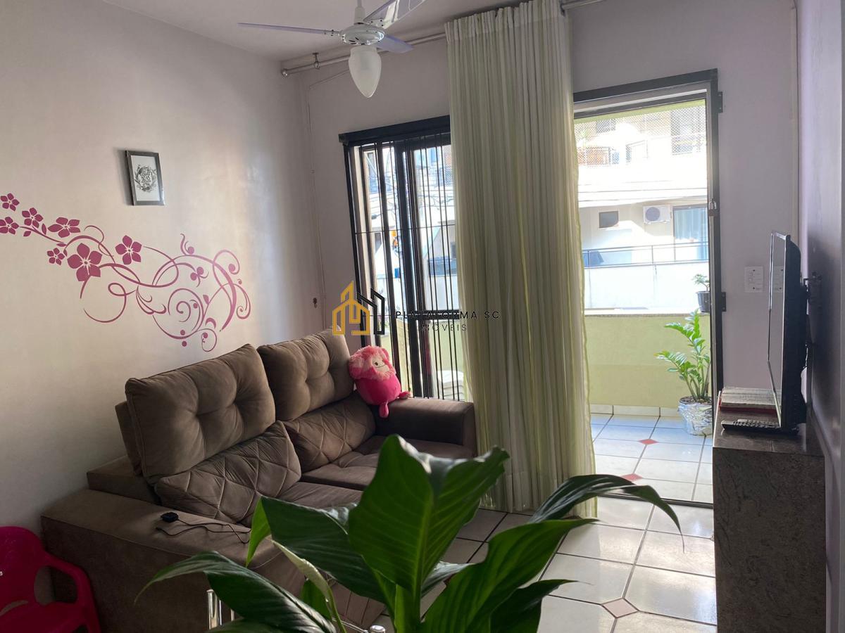 Apartamento à venda com 2 quartos, 77m² - Foto 25