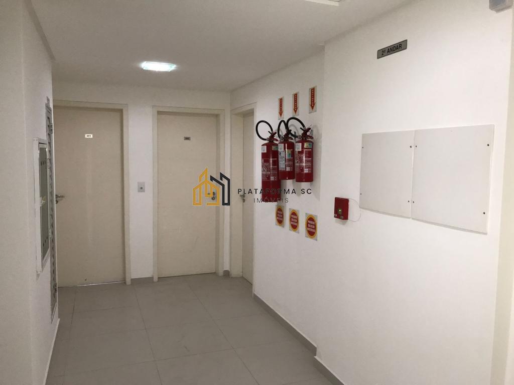 Apartamento à venda com 2 quartos, 78m² - Foto 10