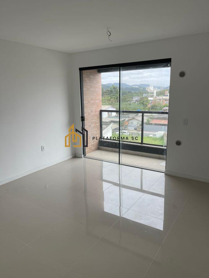 Apartamento à venda com 2 quartos, 61m² - Foto 2