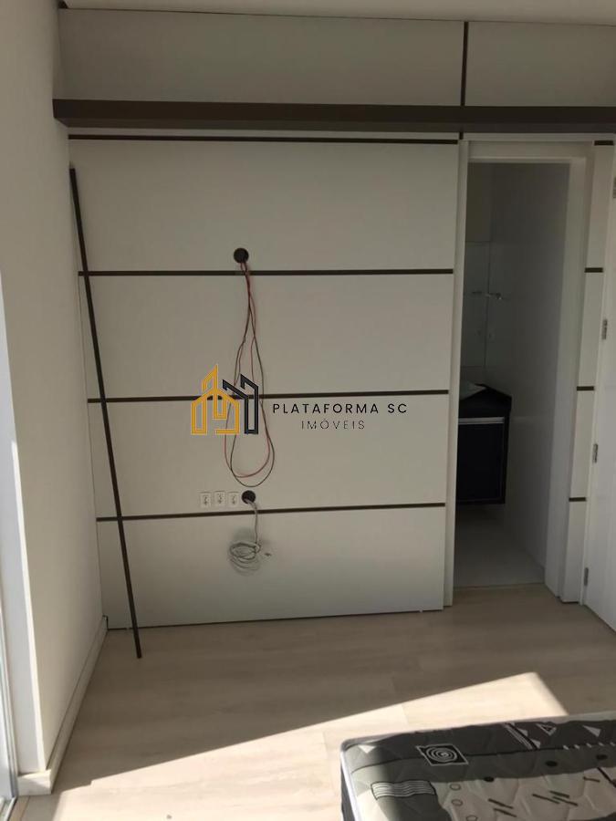 Apartamento à venda com 2 quartos, 79m² - Foto 15