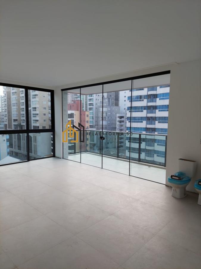 Apartamento à venda com 3 quartos, 132m² - Foto 3