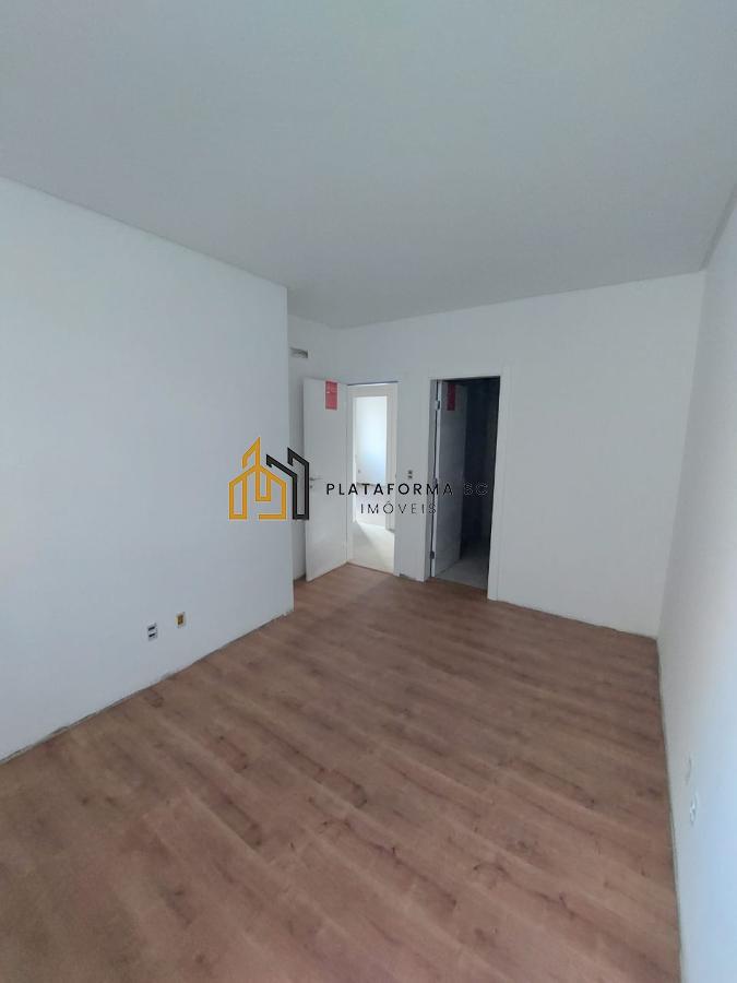 Apartamento à venda com 3 quartos, 132m² - Foto 6