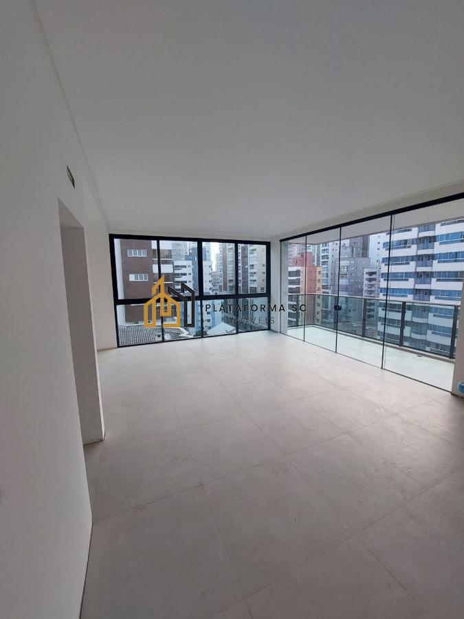 Apartamento à venda com 3 quartos, 132m² - Foto 15