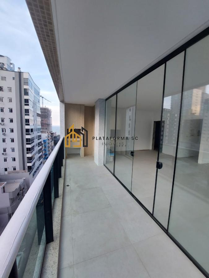 Apartamento à venda com 3 quartos, 132m² - Foto 1