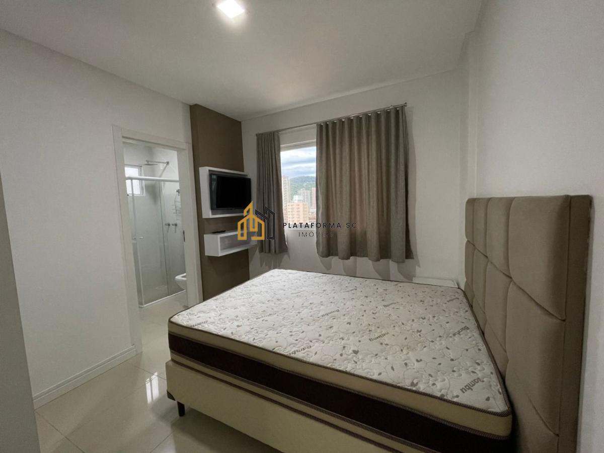 Apartamento à venda com 3 quartos, 105m² - Foto 14