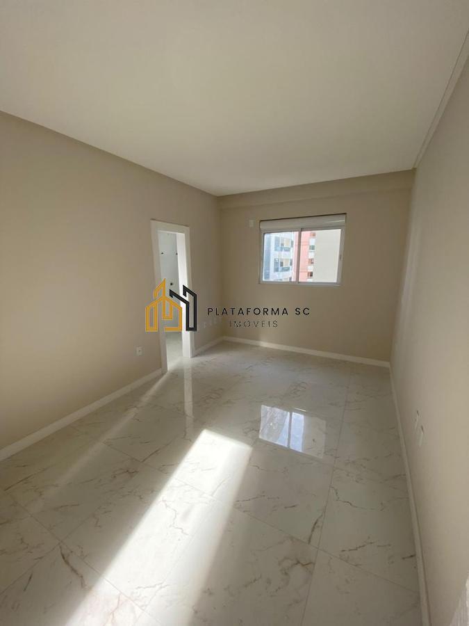 Apartamento à venda com 3 quartos, 129m² - Foto 3