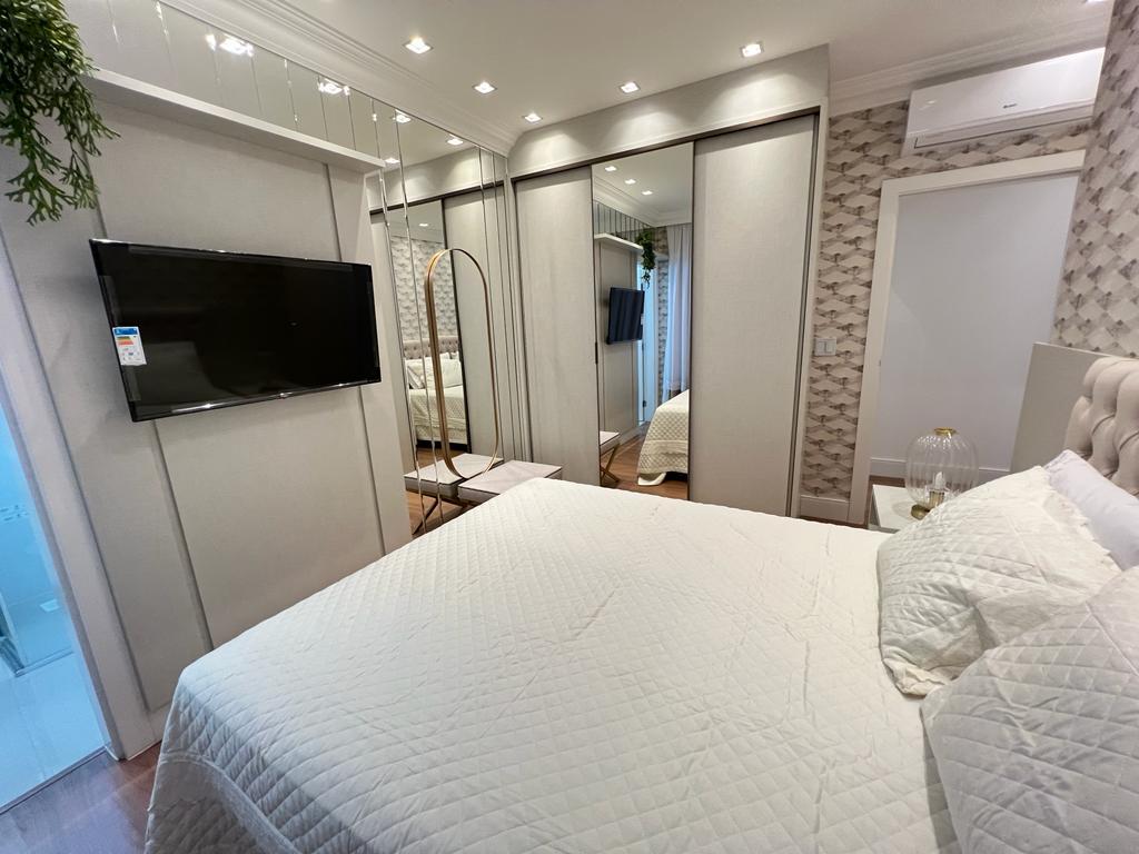 Apartamento à venda com 4 quartos, 172m² - Foto 2