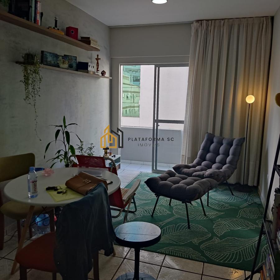 Apartamento à venda com 1 quarto, 55m² - Foto 10