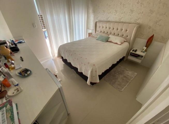 Apartamento à venda com 4 quartos, 270m² - Foto 5