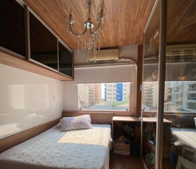 Apartamento à venda com 4 quartos, 270m² - Foto 8