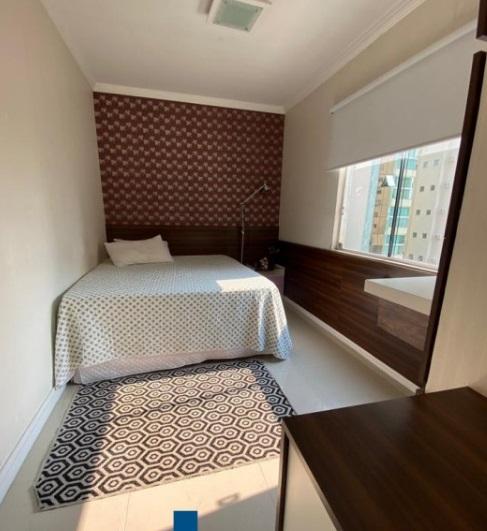 Apartamento à venda com 4 quartos, 270m² - Foto 15