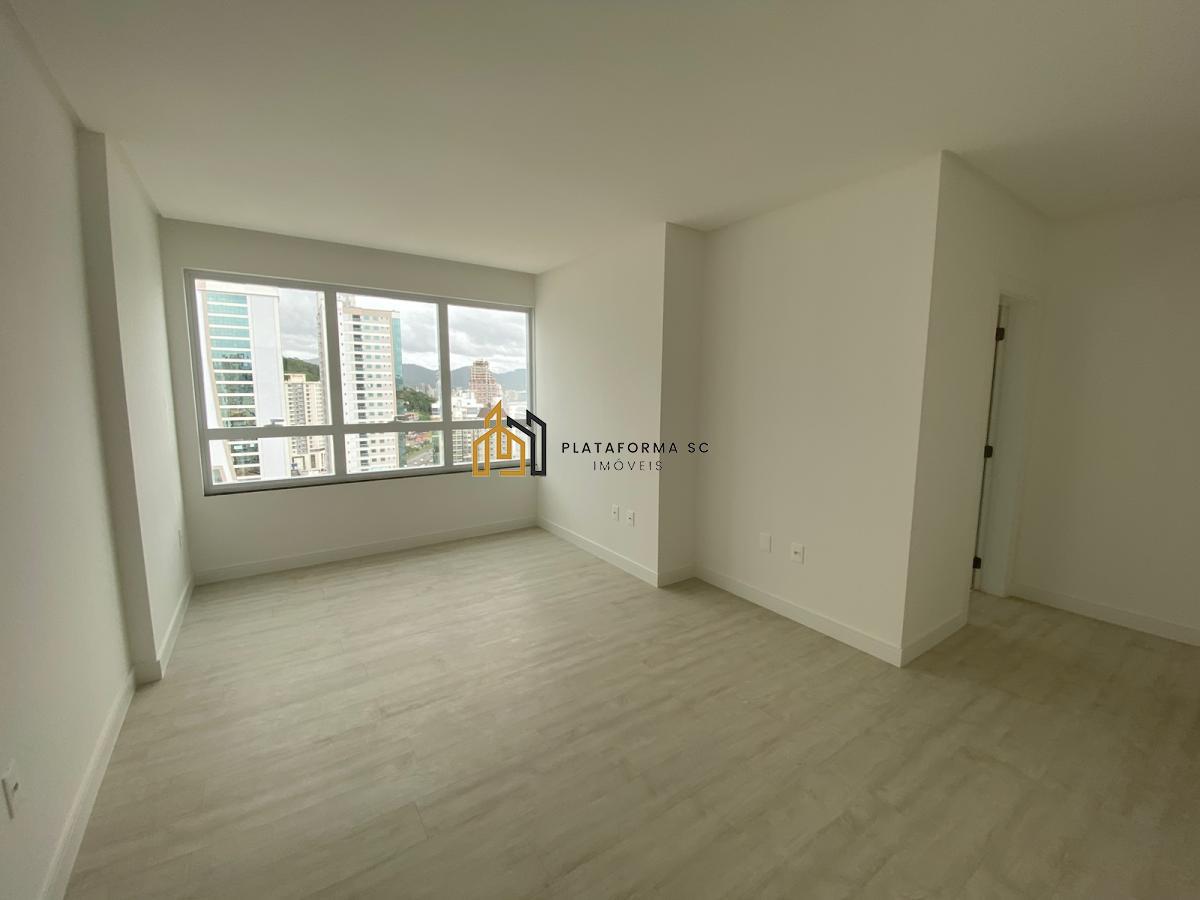 Apartamento à venda com 4 quartos, 187m² - Foto 12