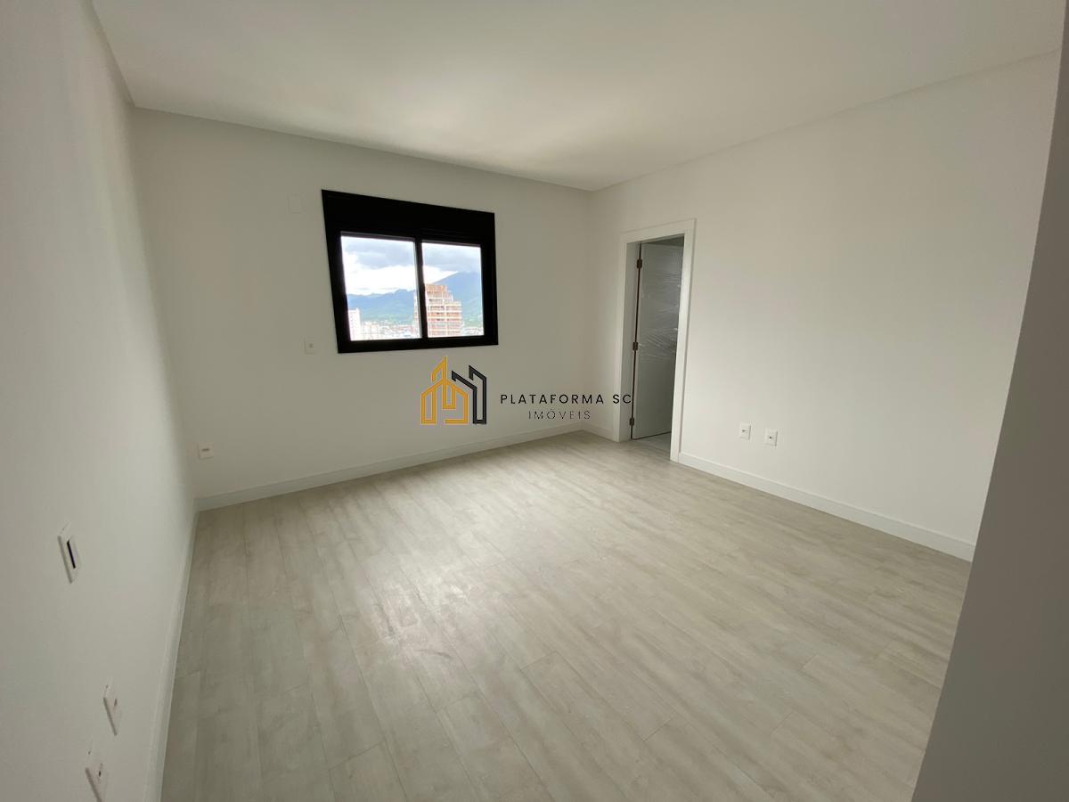 Apartamento à venda com 4 quartos, 187m² - Foto 14