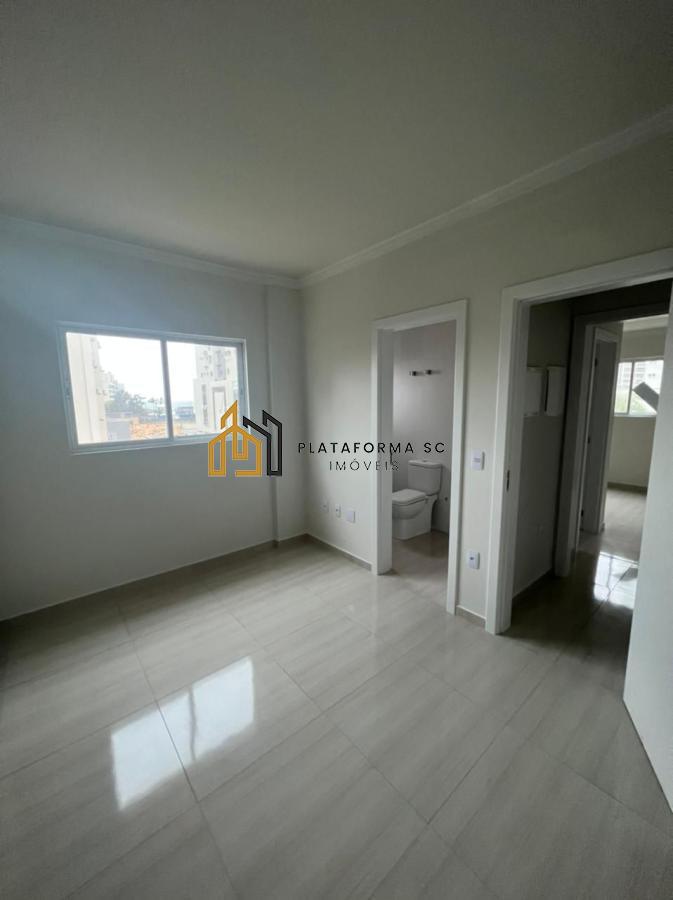 Apartamento à venda com 2 quartos, 70m² - Foto 7