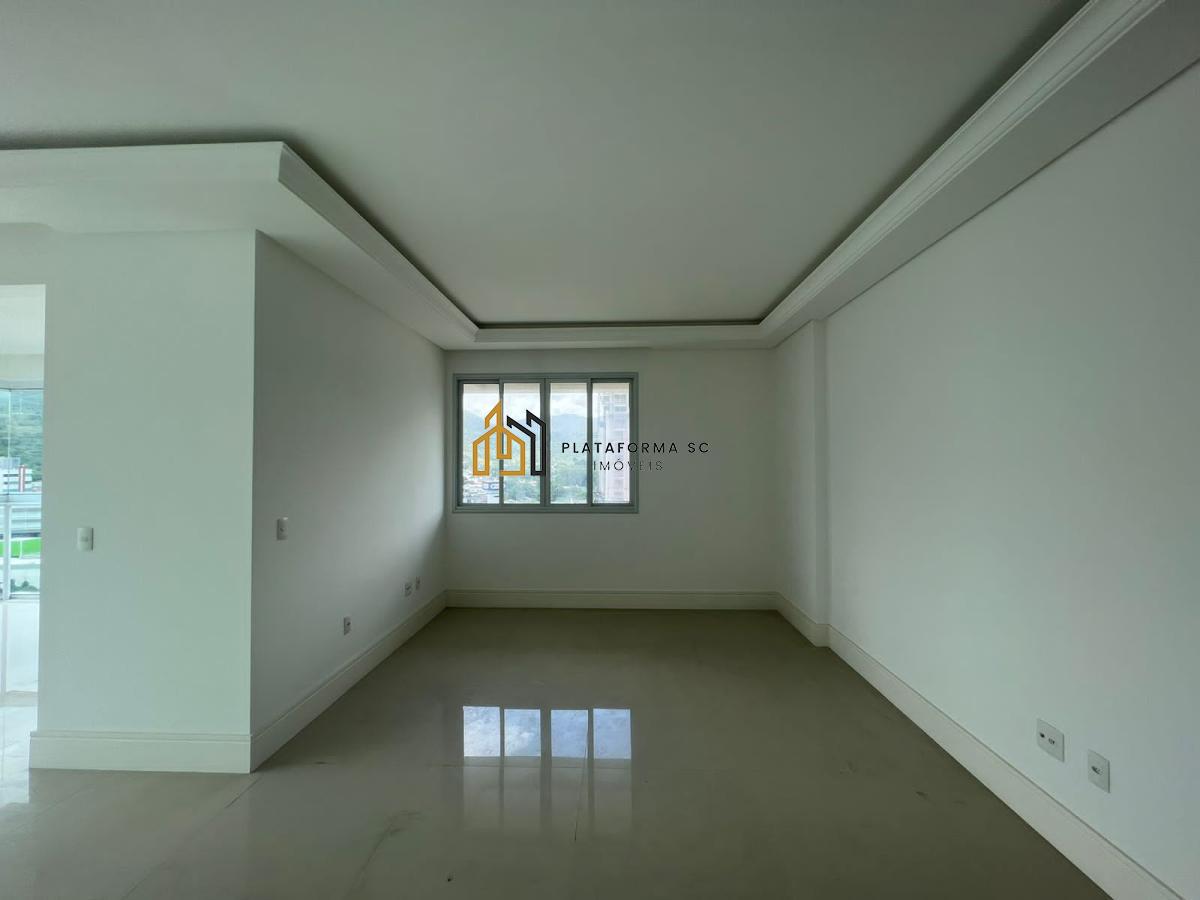 Apartamento à venda com 3 quartos, 149m² - Foto 9