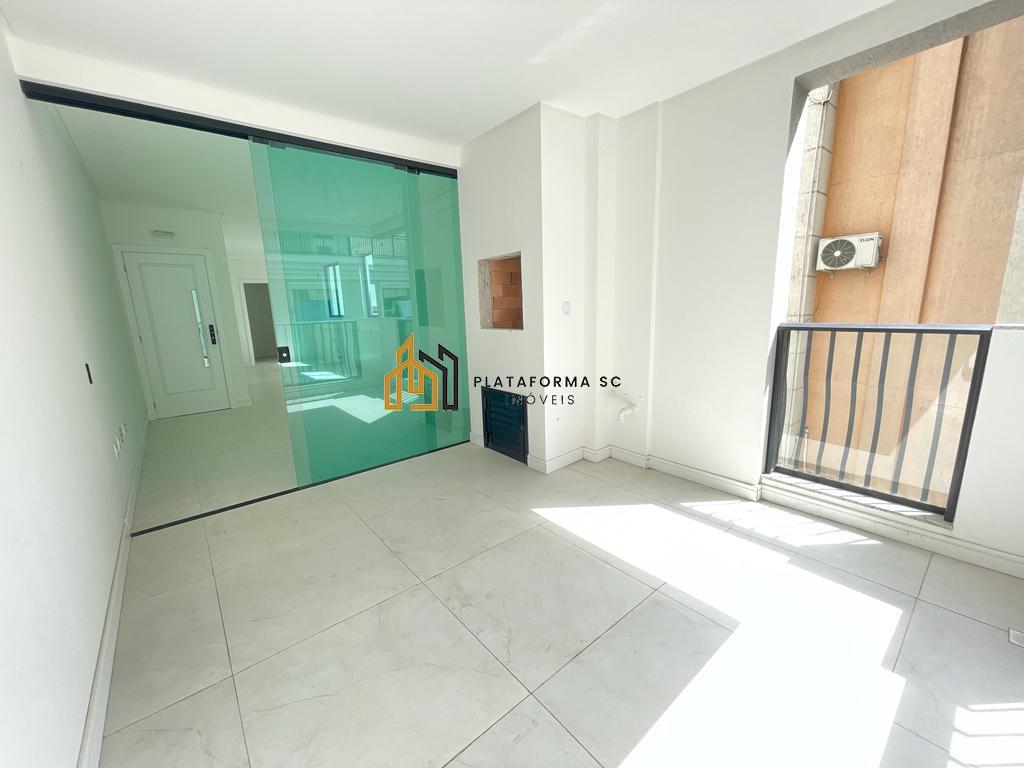 Apartamento à venda com 3 quartos, 109m² - Foto 2