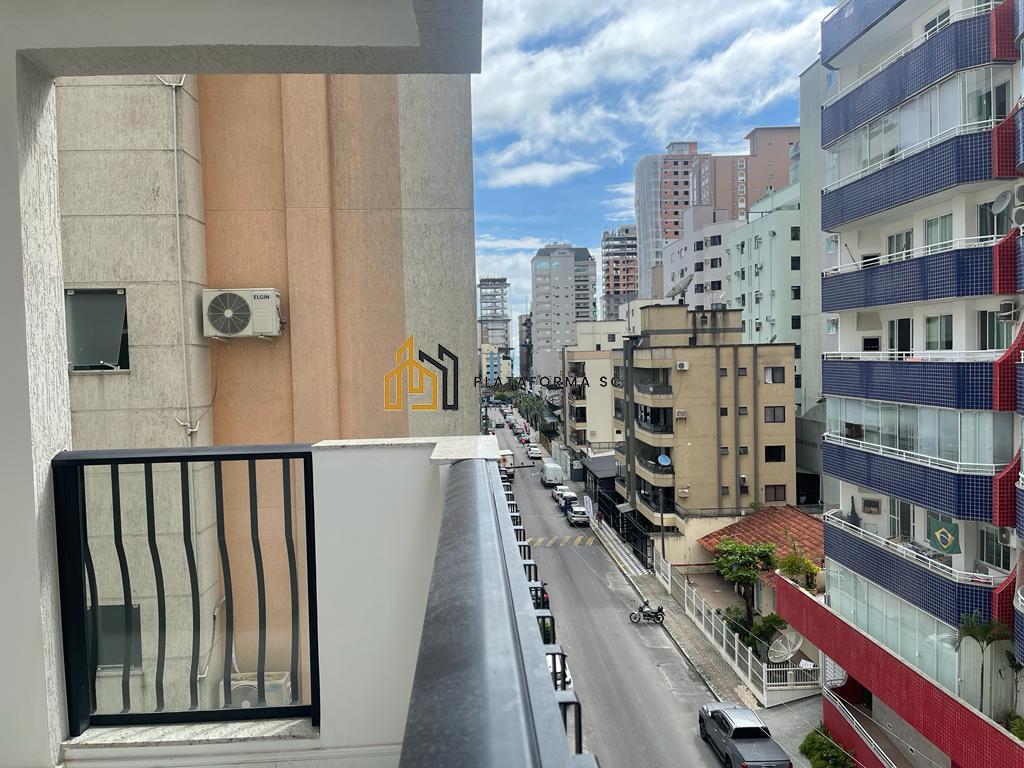 Apartamento à venda com 3 quartos, 109m² - Foto 1