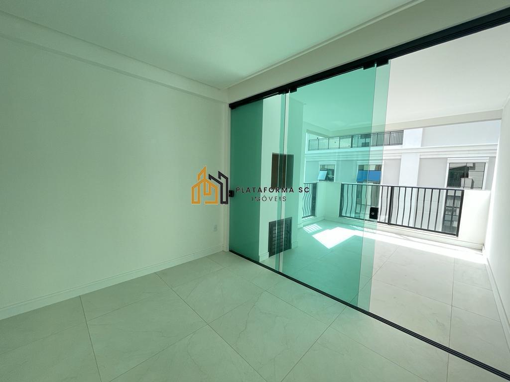 Apartamento à venda com 3 quartos, 109m² - Foto 4