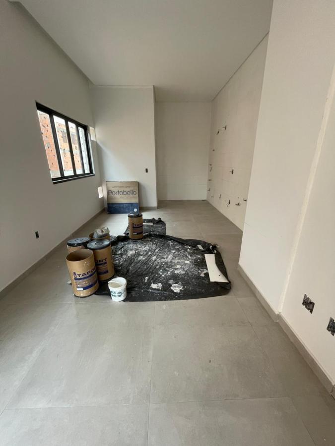 Apartamento à venda com 3 quartos, 121m² - Foto 3