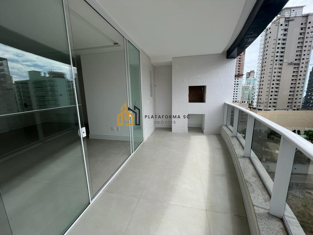 Apartamento à venda com 3 quartos, 128m² - Foto 17