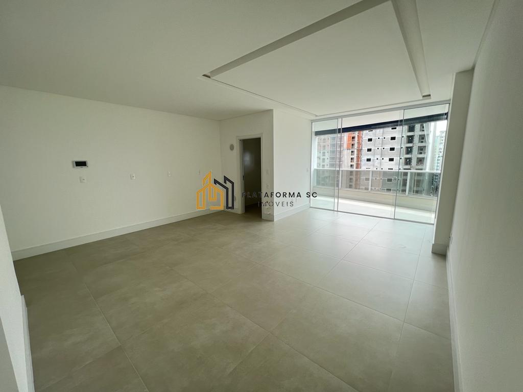 Apartamento à venda com 3 quartos, 128m² - Foto 20