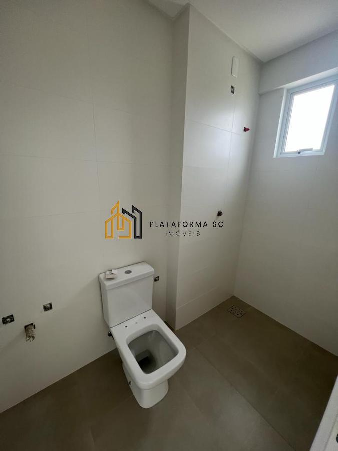 Apartamento à venda com 3 quartos, 128m² - Foto 23