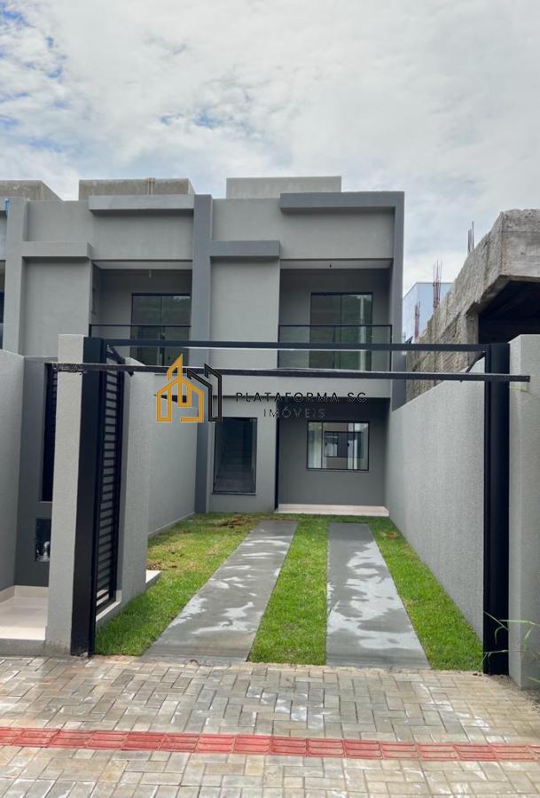 Sobrado à venda com 2 quartos, 88m² - Foto 1