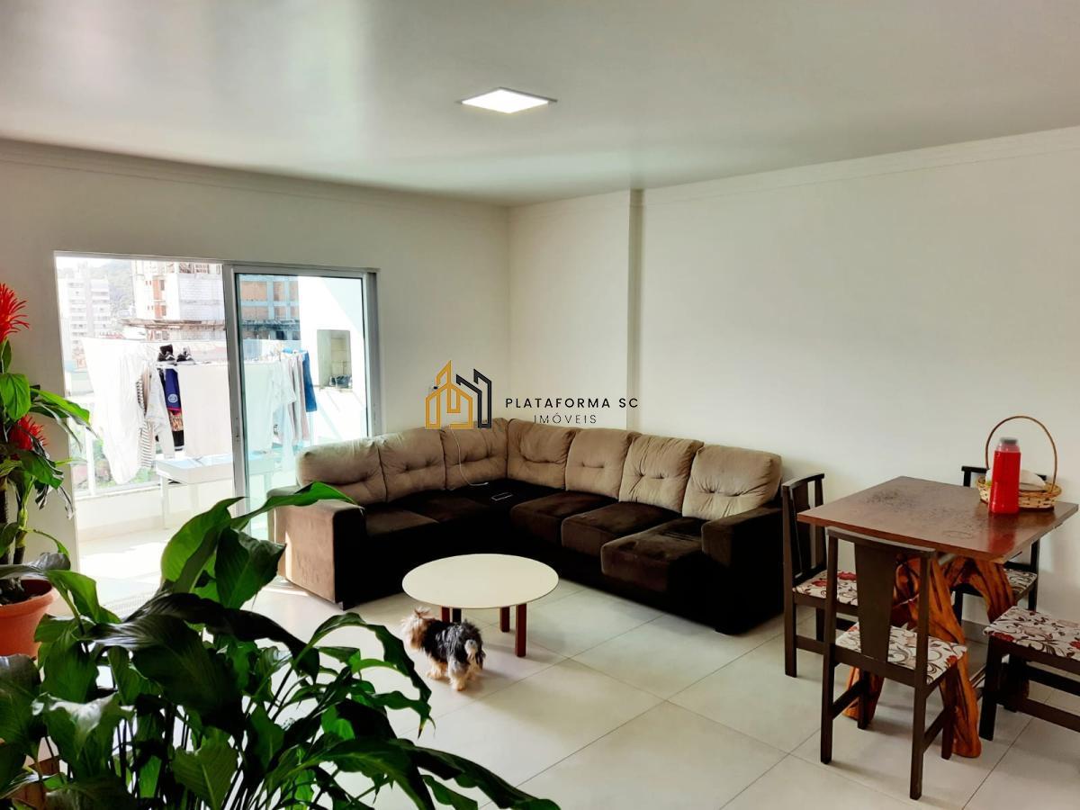 Apartamento à venda com 2 quartos, 70m² - Foto 7