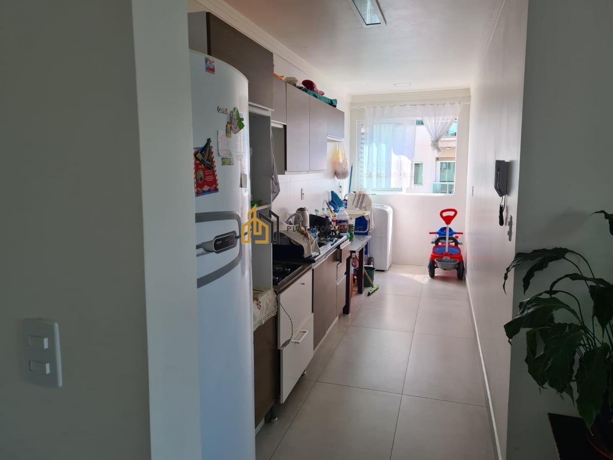 Apartamento à venda com 2 quartos, 70m² - Foto 13