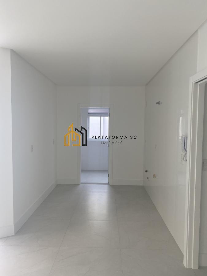 Apartamento à venda com 3 quartos, 128m² - Foto 24