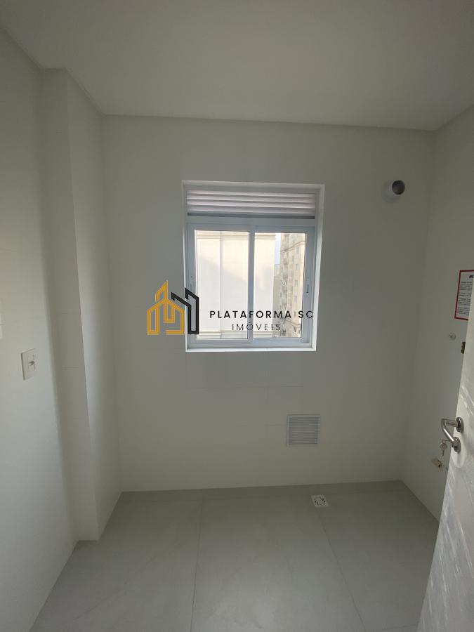 Apartamento à venda com 3 quartos, 128m² - Foto 25